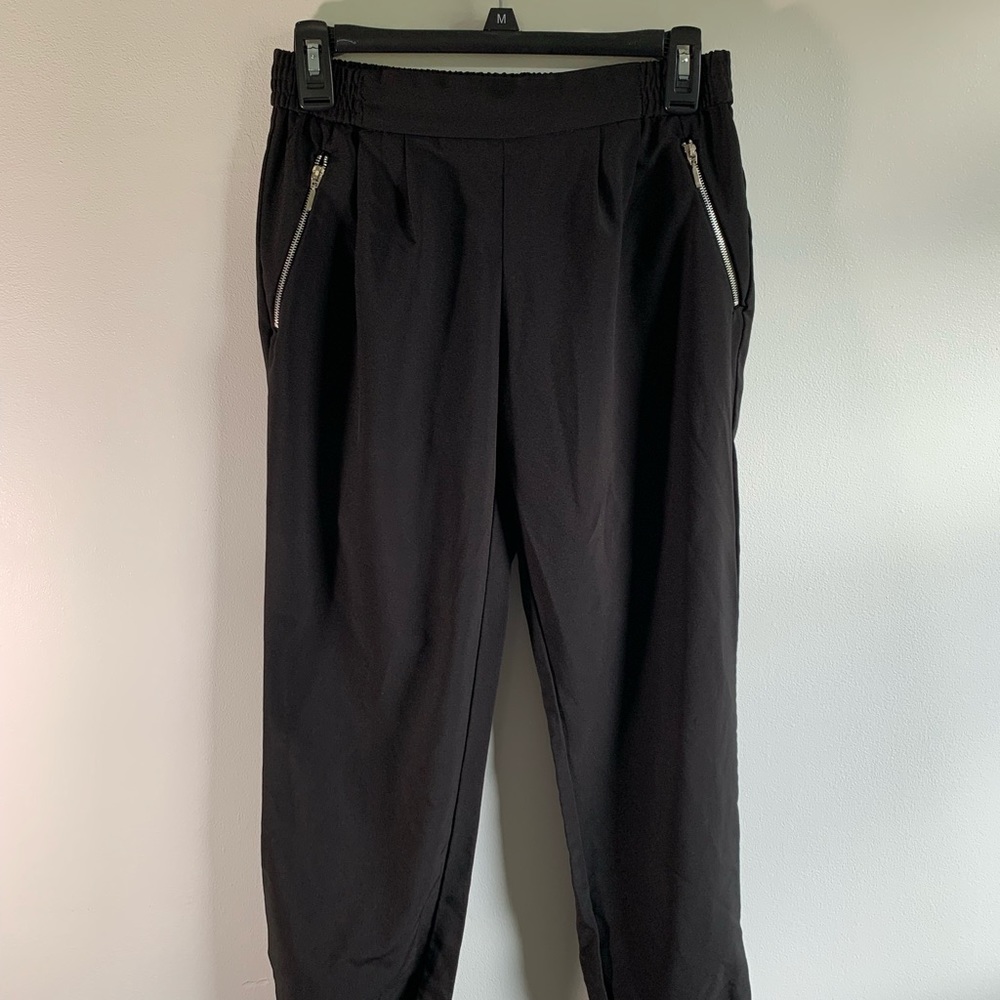 Women’s Super cute jogger style dress pants